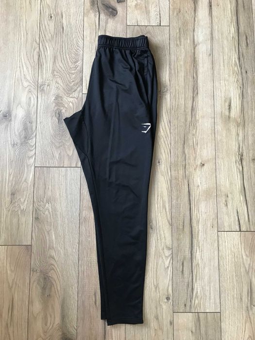 Spodnie dresowe Gymshark Slim rozm. M