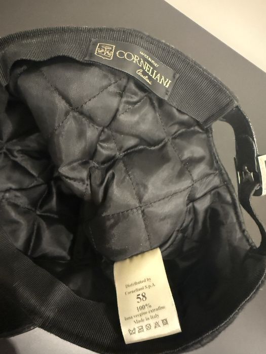Продам кепку Corneliani оригинал