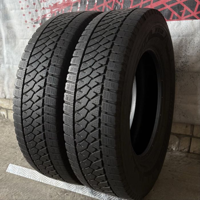 215/75 R16C Bridgestone Blizzak W810 зимові шини (пара) R16 С вантажні