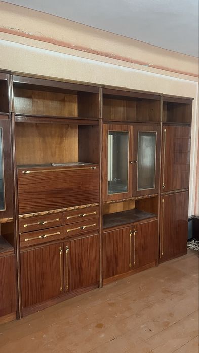 Мебельна стінка. Комплект у вітальню