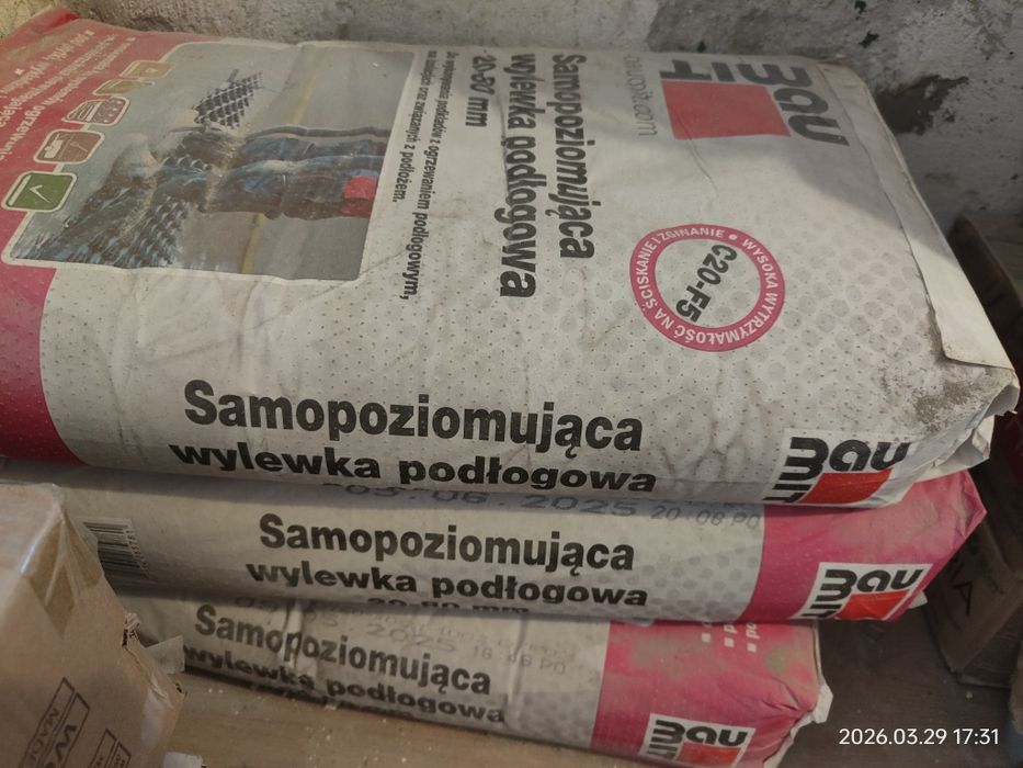 Wylewka samopoziomująca Baumit 3 worki