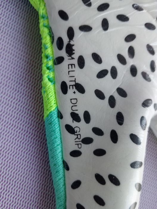 Воротарські рукавиці / Перчатки воротарські