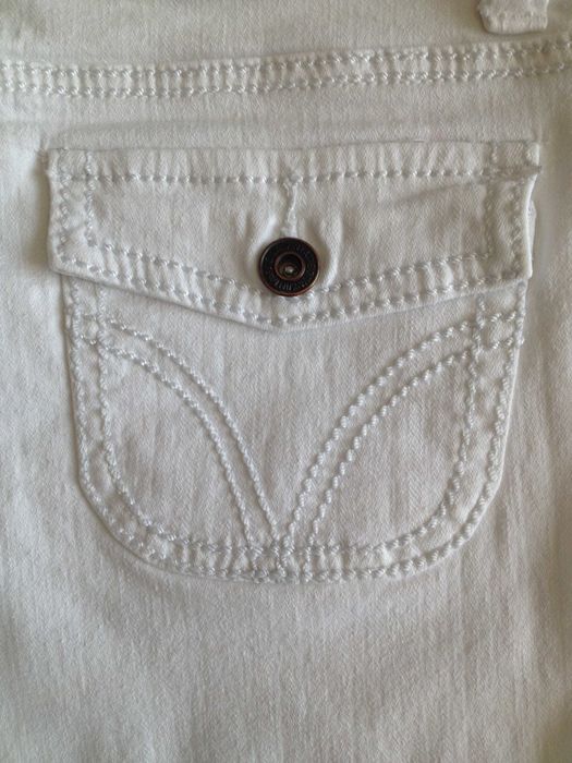 Bermudas brancas