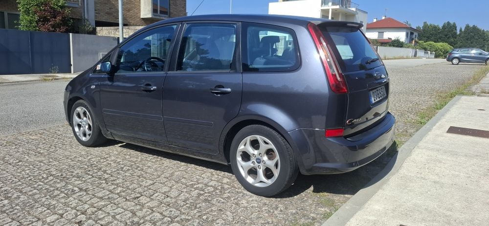 Ford C-Max Titanium