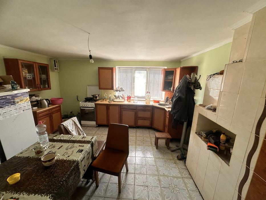 Продам дачу з газом Сезенків