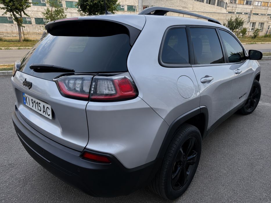Jeep cheroki черокі 2020