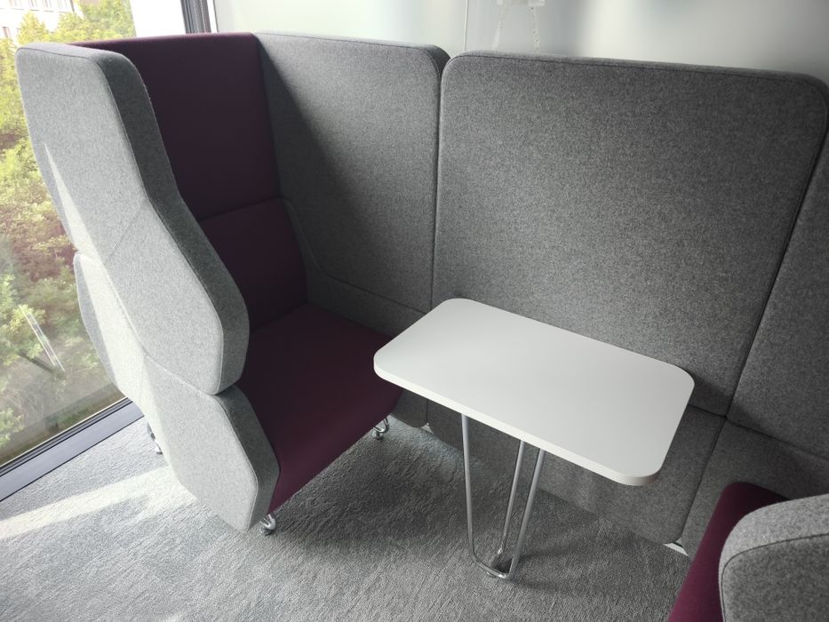 Zestaw mebli biurowych modułowych. Office soft seating