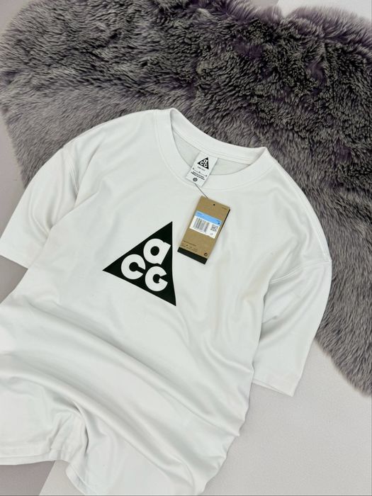 Нова футболка Nike ACG в розмірах