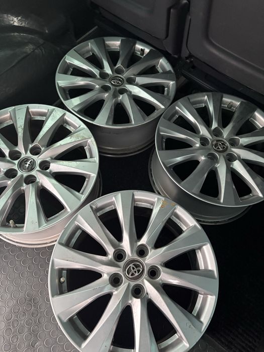 Оригинальные диски тойота камри 17