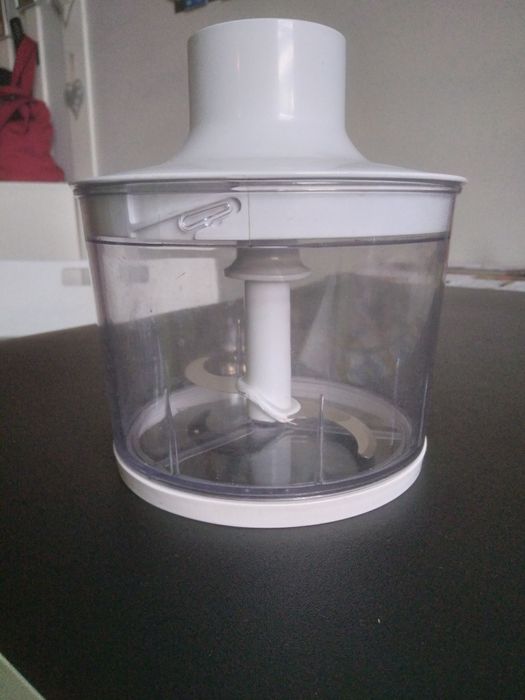 Blender reczny ELEKTROLU X model ESTM 3300.