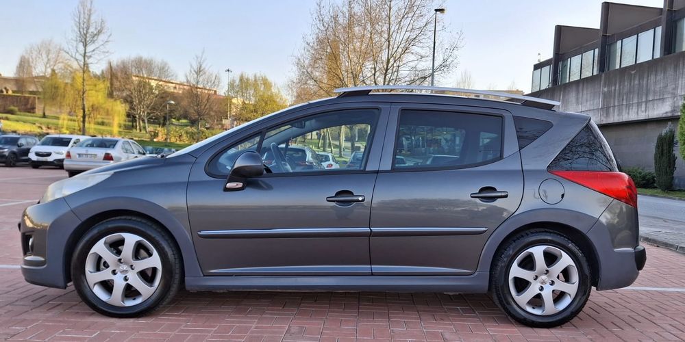 Vendo Peugeot 207 SW 1.6 HDI- 2011