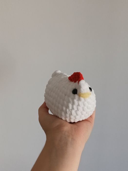Peluches galinhas em crochê - várias cores