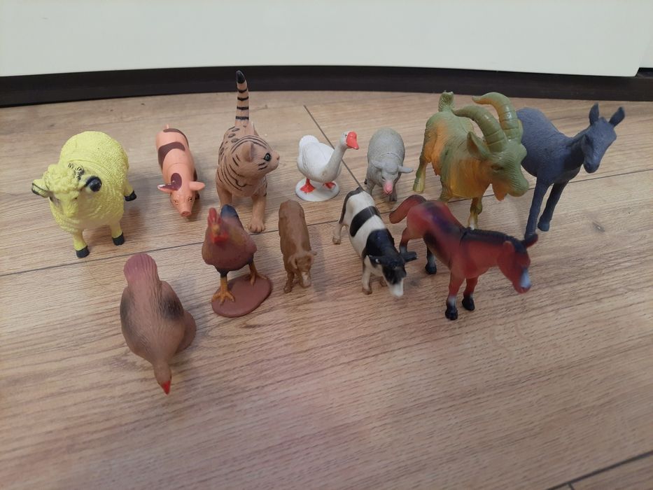 Zestaw figurki zwierzęta