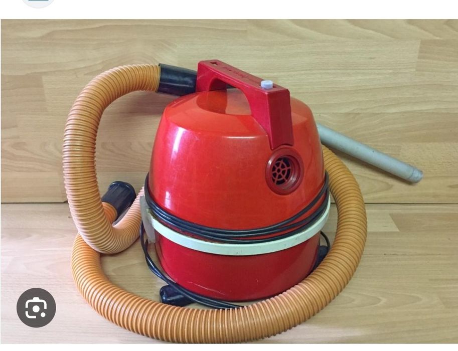 Бесплатно. Приму в подарок . Пылесос "Циклон"