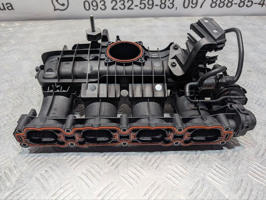 Впускний колектор модуль впуску Audi A4, A5, A6 / Q3, Q5 / VW Volkswagen Passat, Tiguan, Arteon / 06L133201FA