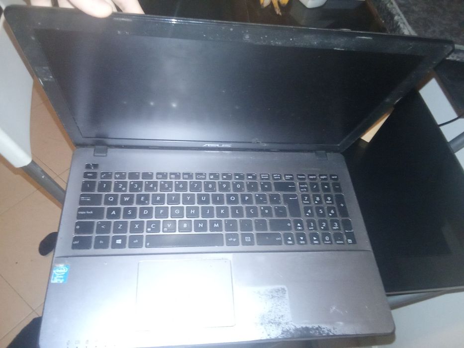 2 portátil em bom estado