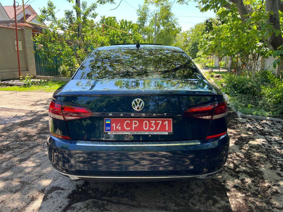 Volkswagen Passat 2021 SE Розмитнена + Сертифікат