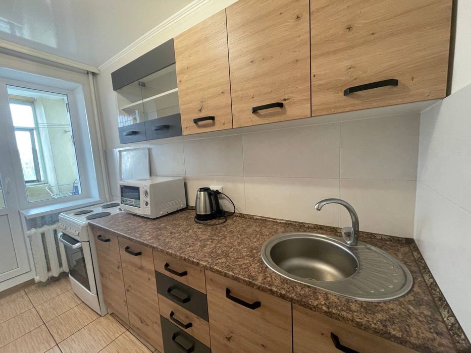 Подобово та погодинно чиста і охайна квартира! Бульвар Шевченко!