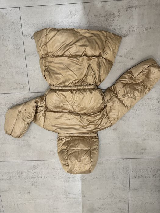 Зимовий пуховик Levis