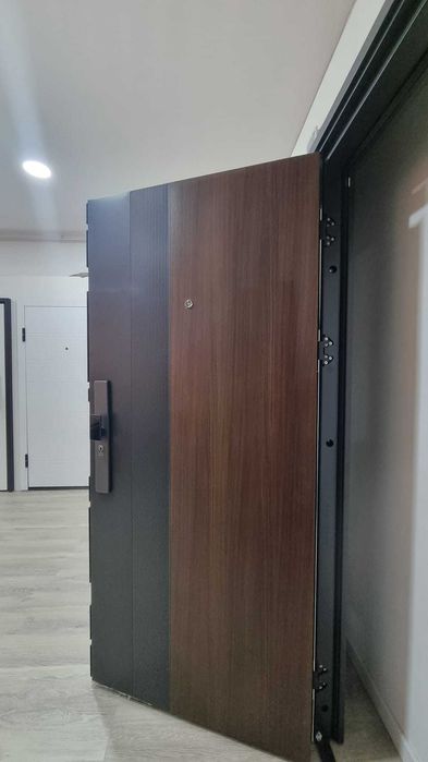 Porta Blindada 2050x960x100mm Normal Lock Direita e Esquerda TH513B