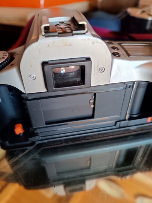 Cânon EOS 300 analógica