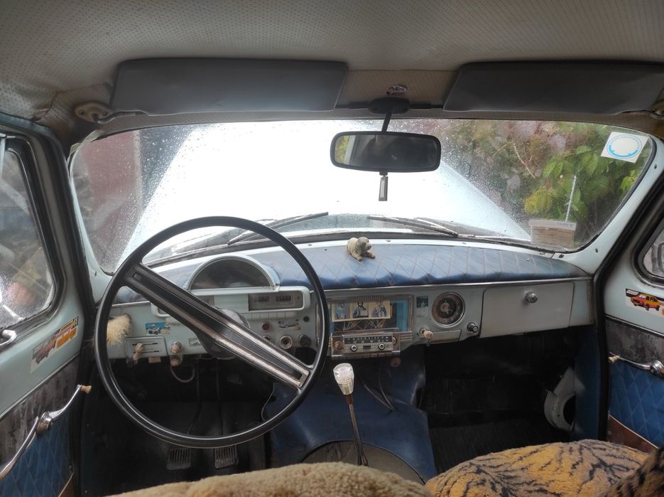 Продам автомобіль "Волга М-21"