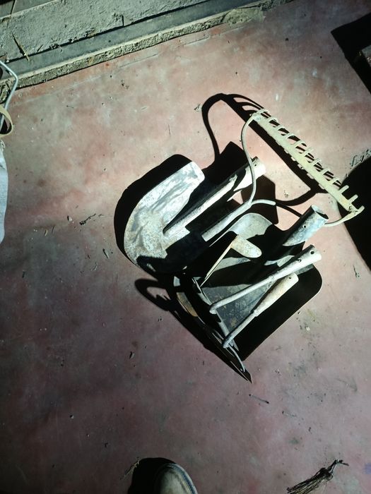 Садовый инвентарь.