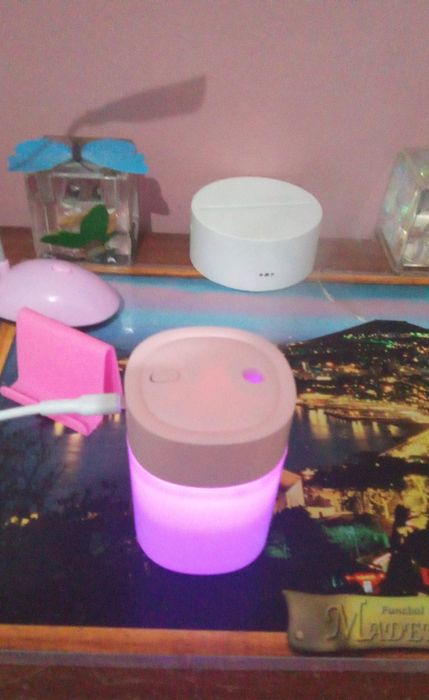 Humidificador que muda de cor