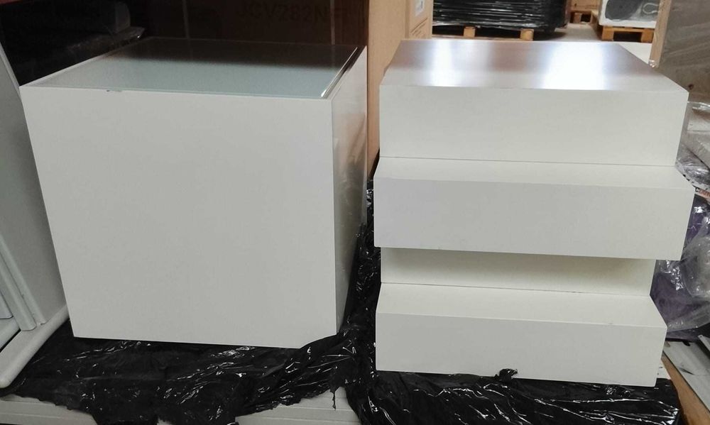 Mesa de apoio e centro