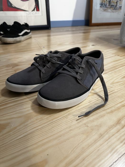 Ténis Volcom Novos tamanho 41