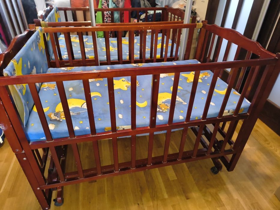 Ліжко дитяче маятник