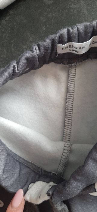 Komplet bluza i spodnie SiNSAY 80