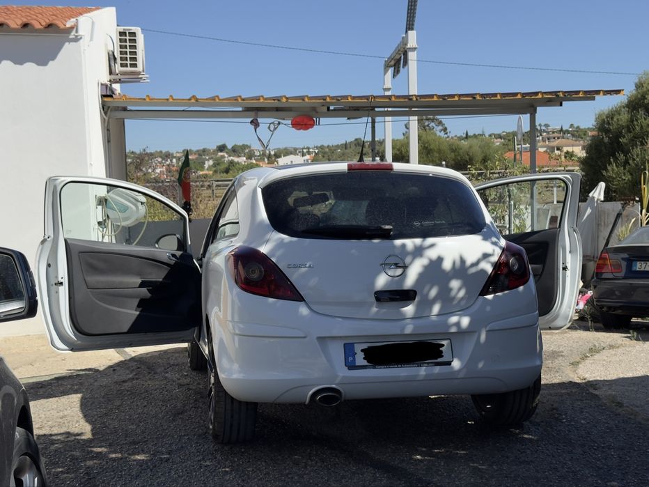 Vendo Opel Corsa Black Edition 1.2 — photo 4