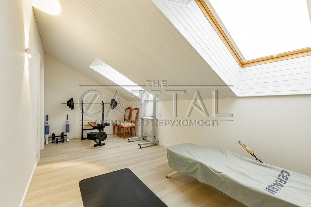 Оренда повністю автономного будинку в Підгірцях