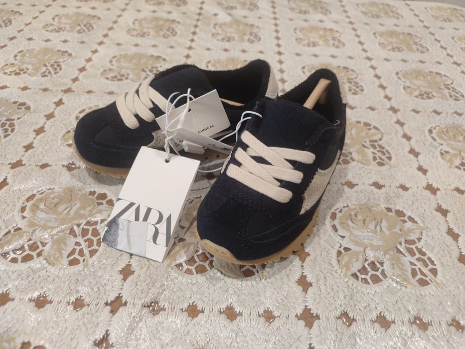 Кросівки Zara 23 розмір