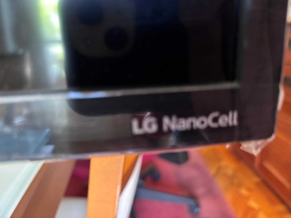 TV LG 50Nano - Ainda com plástico de fábrica