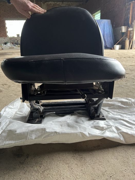 Польське Сидіня для трактора мтз