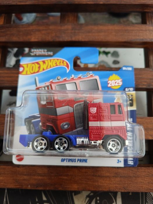 Hot Wheels Optimus Prime
