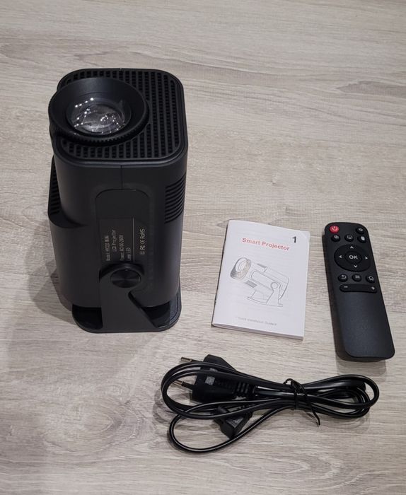 HY320 mini Android проєктор 300 ANSI WiFi Android 11 + пульт ДК