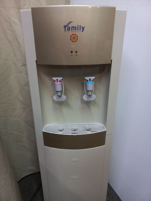 Кулер для воды Family: 1 099 грн. - Климатическое оборудование Победа ...