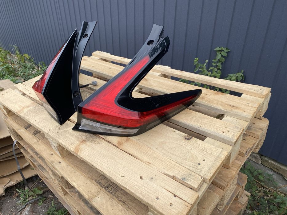 Фонарь задній , стоп Nissan Leaf ZE1 2018-