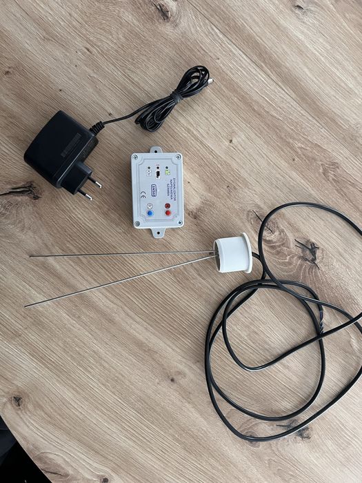 Czujnik poziomu napełnienia szamba