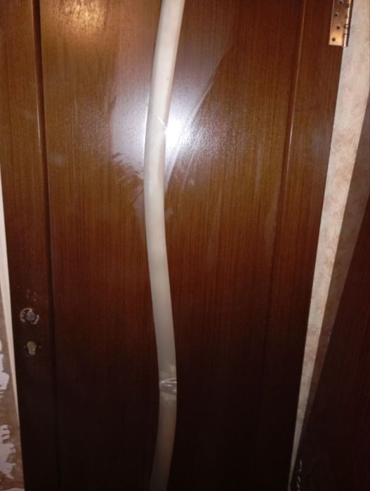 Продам двері б/у