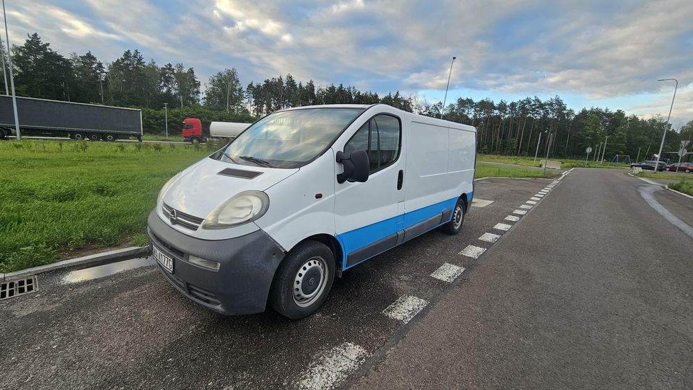 Opel Vivaro  Long 1.9