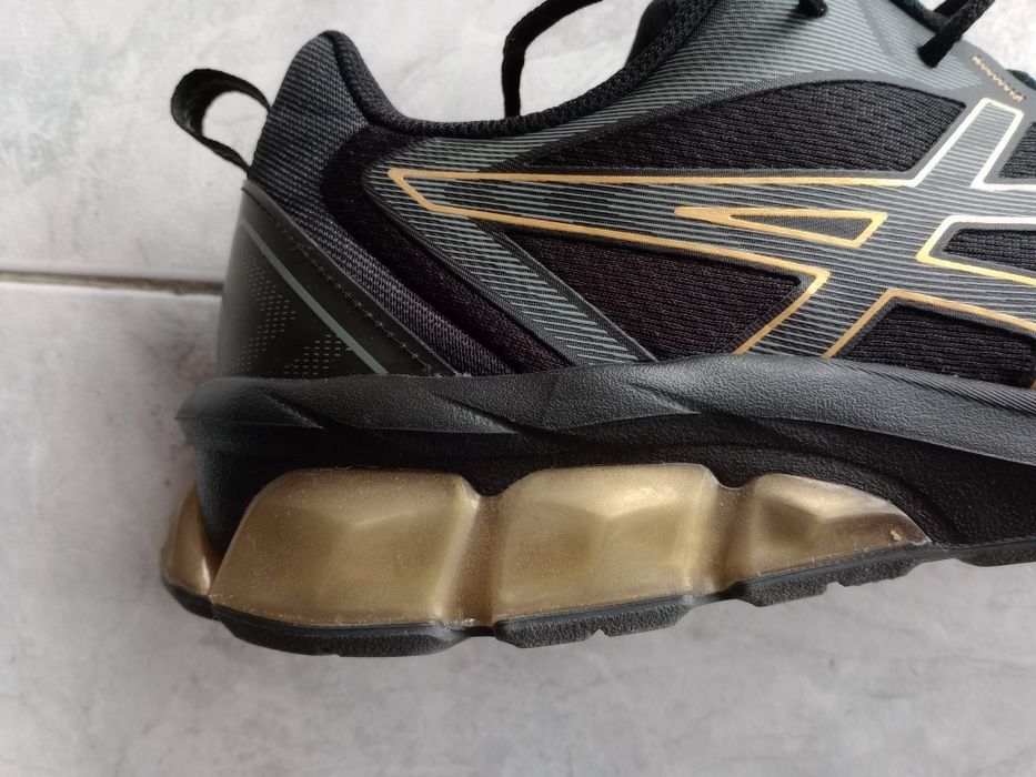 Sapatilhas Ascis como novas