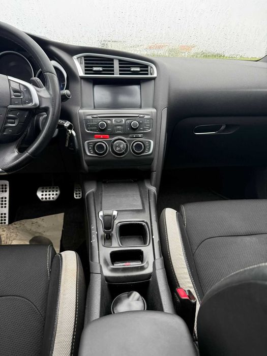 Citroen DS4 eHDI Hibrido Automatico