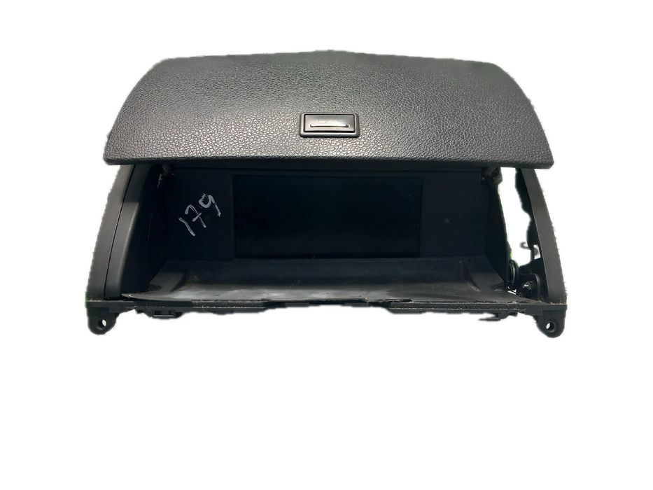 Rádio / auto-rádio MERCEDES-BENZ Classe C (W204)