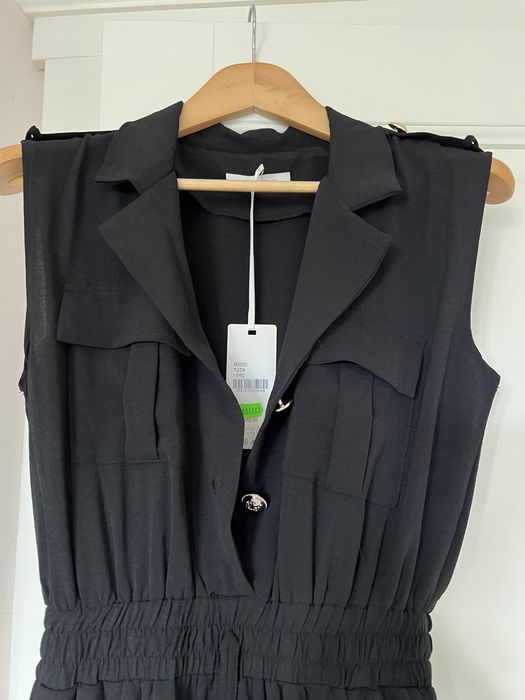 Czarny letni kombinezon
