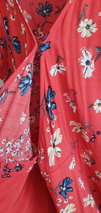 Sukienka kopertowa w kwiaty Czerwona sukienka midi BOHO _ rozmiar 40