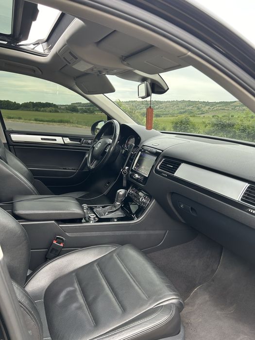 Volkswagen Touareg R-LINE 2012